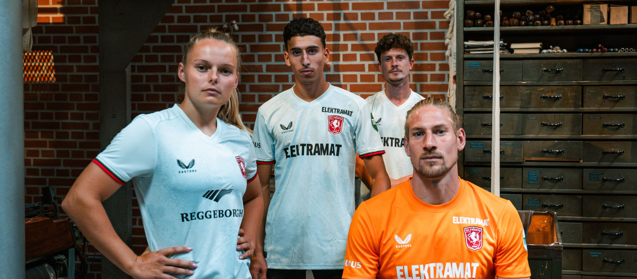 24/25 Ons uitshirt | Gedragen door de regio