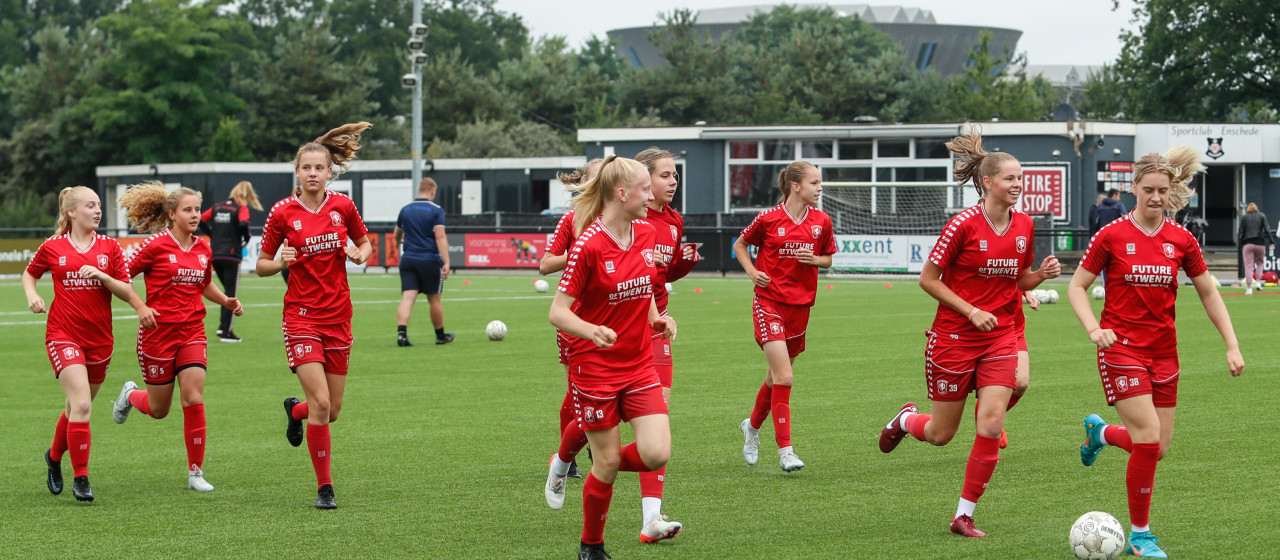 Beloften FC Twente Vrouwen begonnen aan voorbereiding