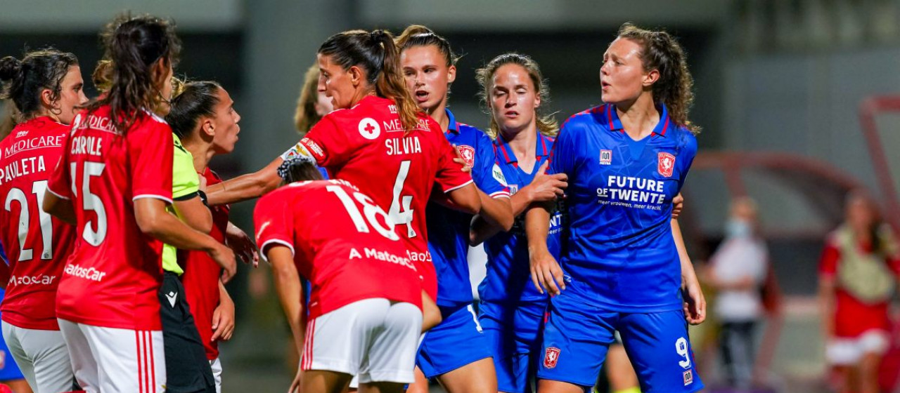 Benfica - FC Twente Vrouwen in 11 beelden