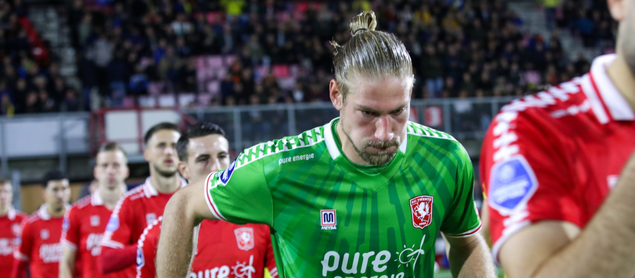 Blessure Lars Unnerstall, Jeffrey de Lange in basis 