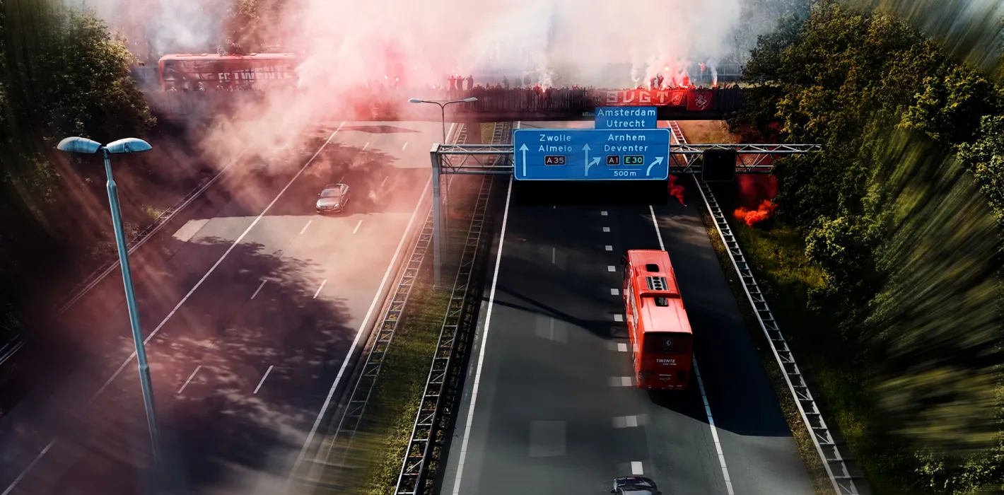 Van Binnenuit header 20.54.02