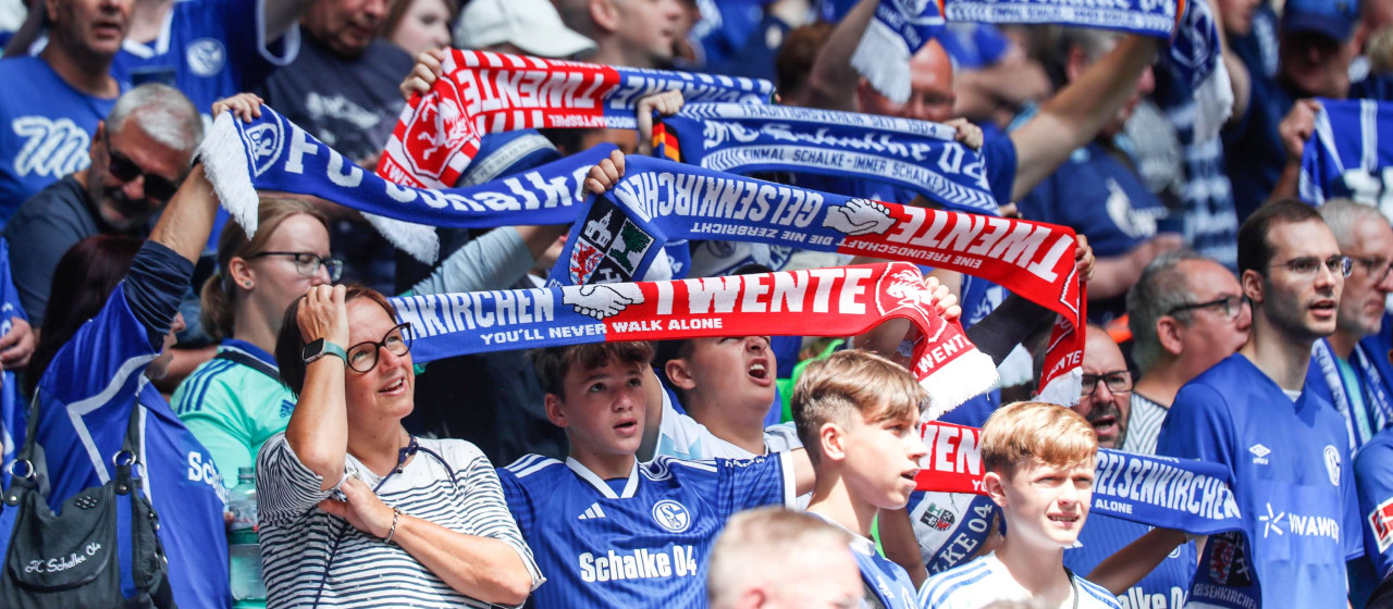 FC Schalke 04 - FC Twente live te zien