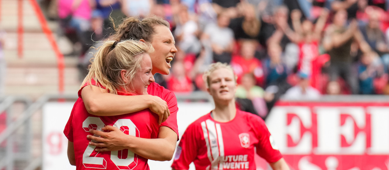 FC Twente Vrouwen wint van Feyenoord, maar kan landstitel niet prolongeren 