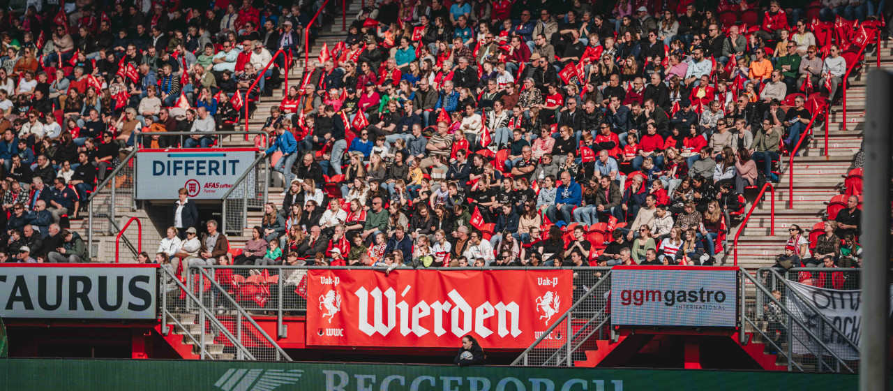 FC Twente Vrouwen - PSV in De Grolsch Veste