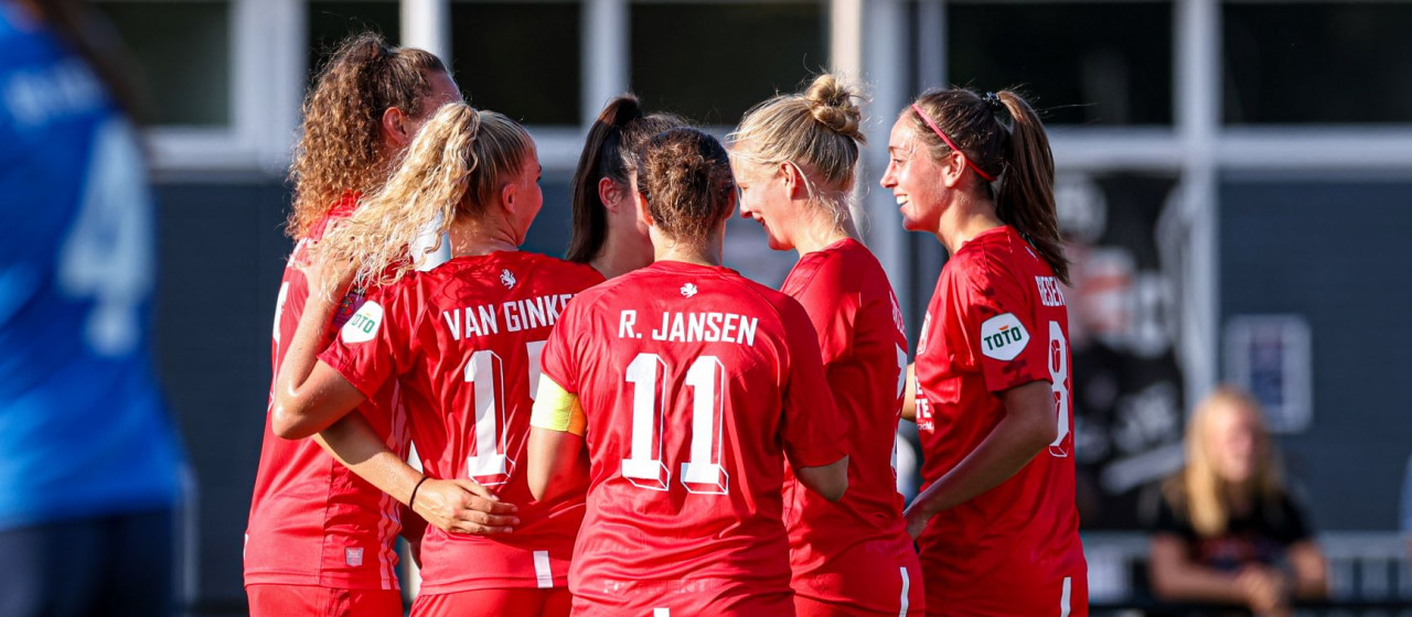 FC Twente Vrouwen oefent tegen SV Meppen en 1. FC Köln