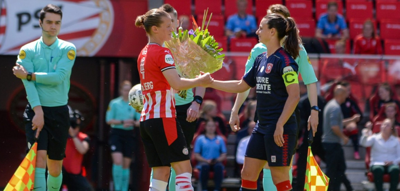 FC Twente Vrouwen sluit seizoen af in Eindhoven