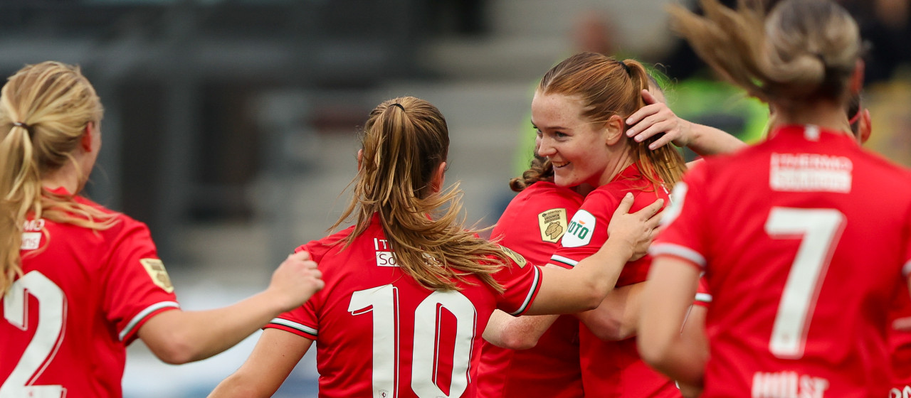 FC Twente Vrouwen verslaat Telstar