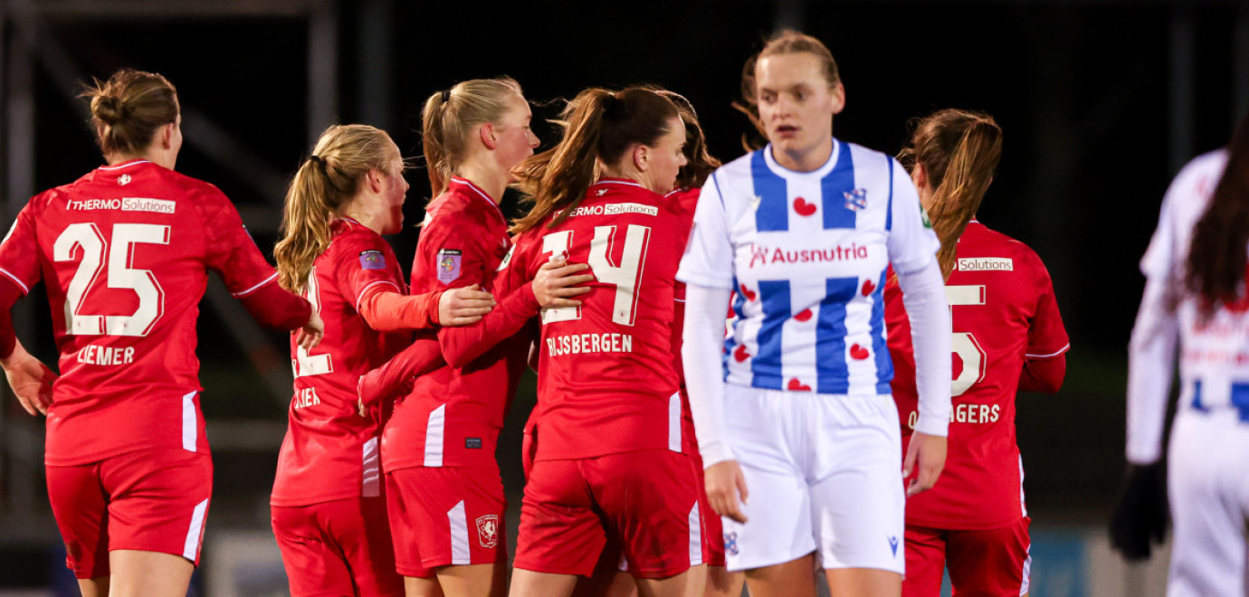 FC Twente Vrouwen wint in Friesland en blijft foutloos 