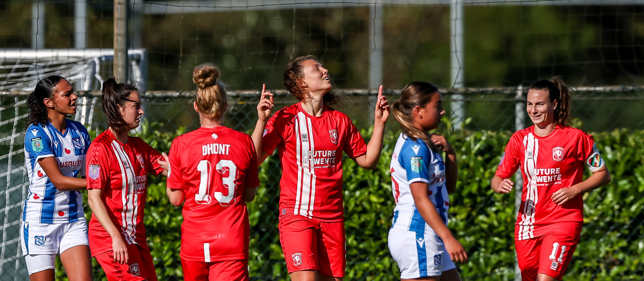 FC Twente Vrouwen wint met ruime cijfers van Heerenveen