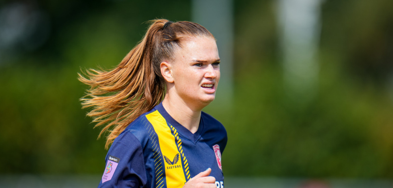 FC Twente Vrouwen wint oefenduel van PSV