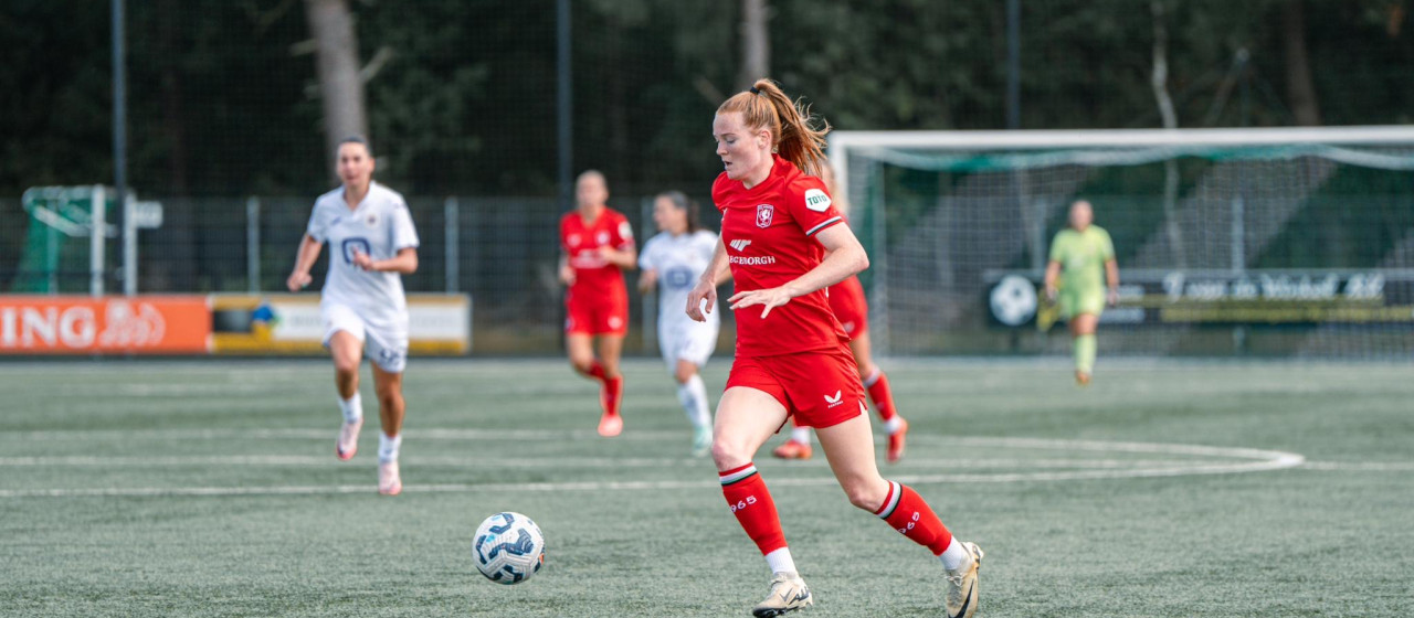 FC Twente Vrouwen wint oefenduel van RSC Anderlecht