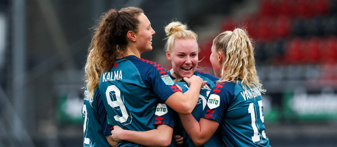 FC Twente Vrouwen wint van Excelsior