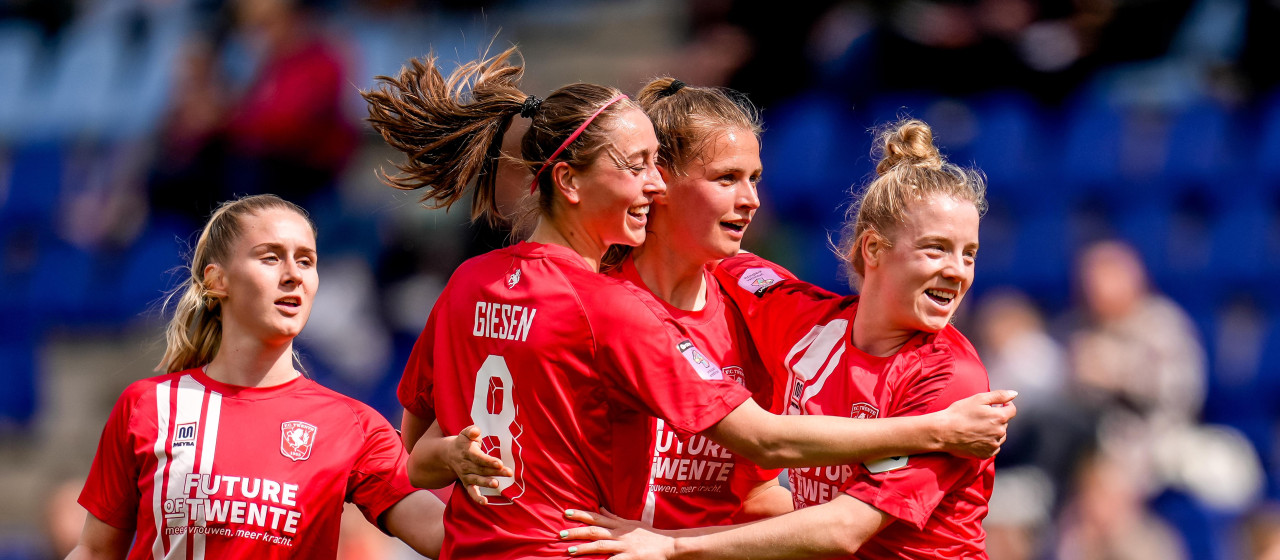 FC Twente Vrouwen wint van PEC Zwolle