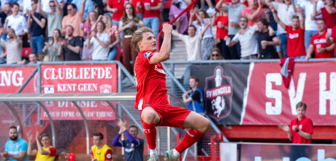 FC Twente haalt uit tegen FC Volendam (7-2)