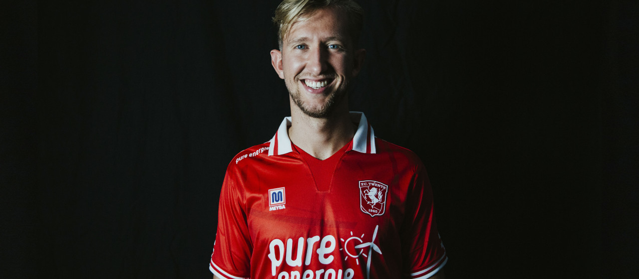 FC Twente huurt Michel Vlap