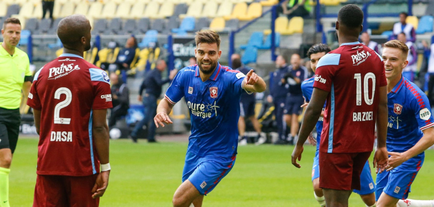 FC Twente pakt drie punten tegen Vitesse