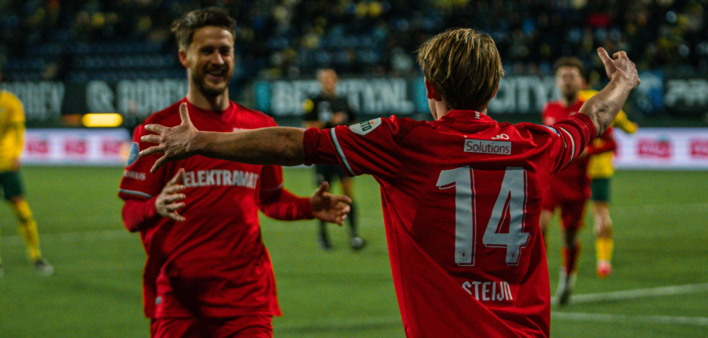 FC Twente pakt zege in Sittard