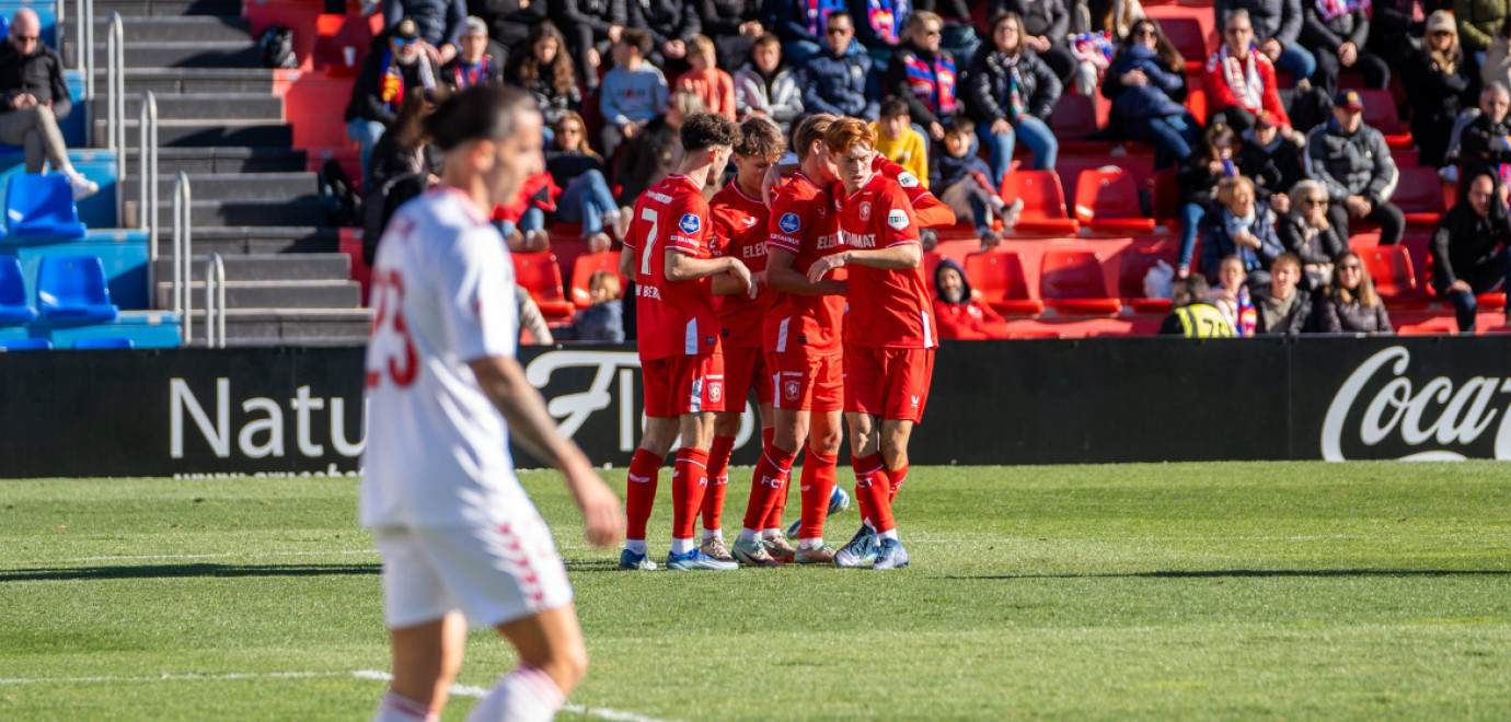 FC Twente wint oefenduel bij CD Eldense