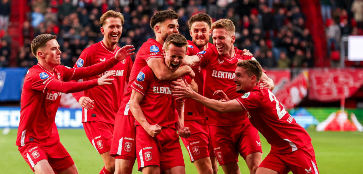 FC Twente wint van Almere City FC