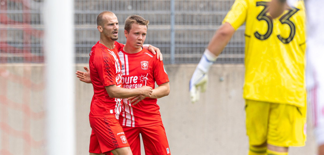 FC Twente wint van Fortuna Düsseldorf 