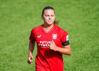 61037640 FC Twente 1