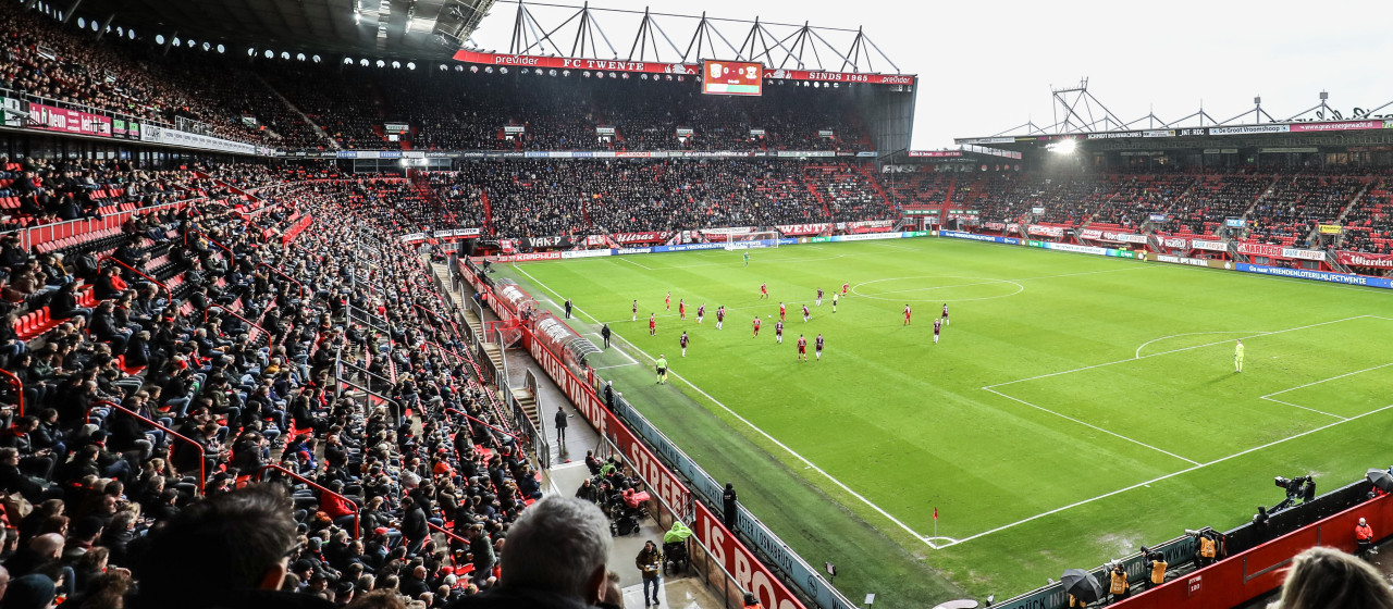 Heerlijk om weer samen in het stadion te zijn