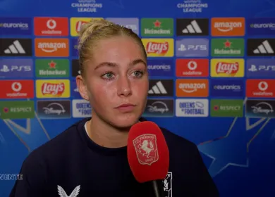 interview van ginkel.00 00 46 07.Still004