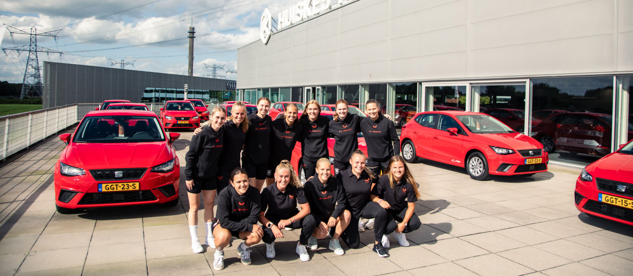 Huiskes-Kokkeler auto- en leasepartner van FC Twente Vrouwen