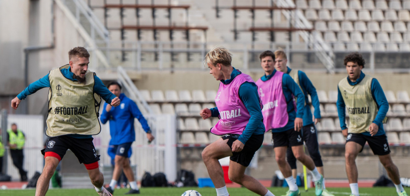 In Beeld | Ochtendtraining in Nice 