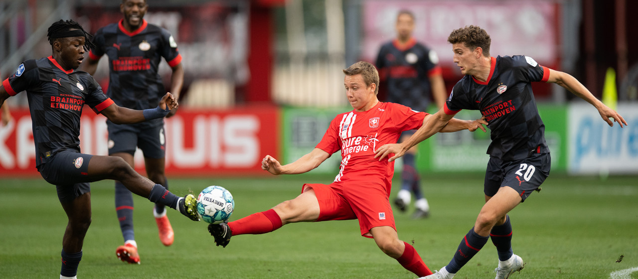 In beeld: FC Twente - PSV 