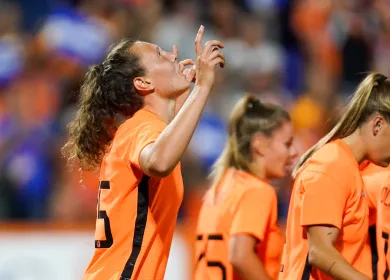 55952431 ORANGE PICTURES FocusFillWyItMC4xNyIsIi0wLjUyIiwxMjgwLDU2MF0