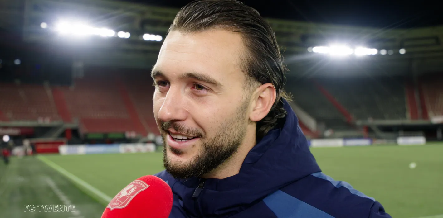 Interview Drommel.00 02 23 03.Still002