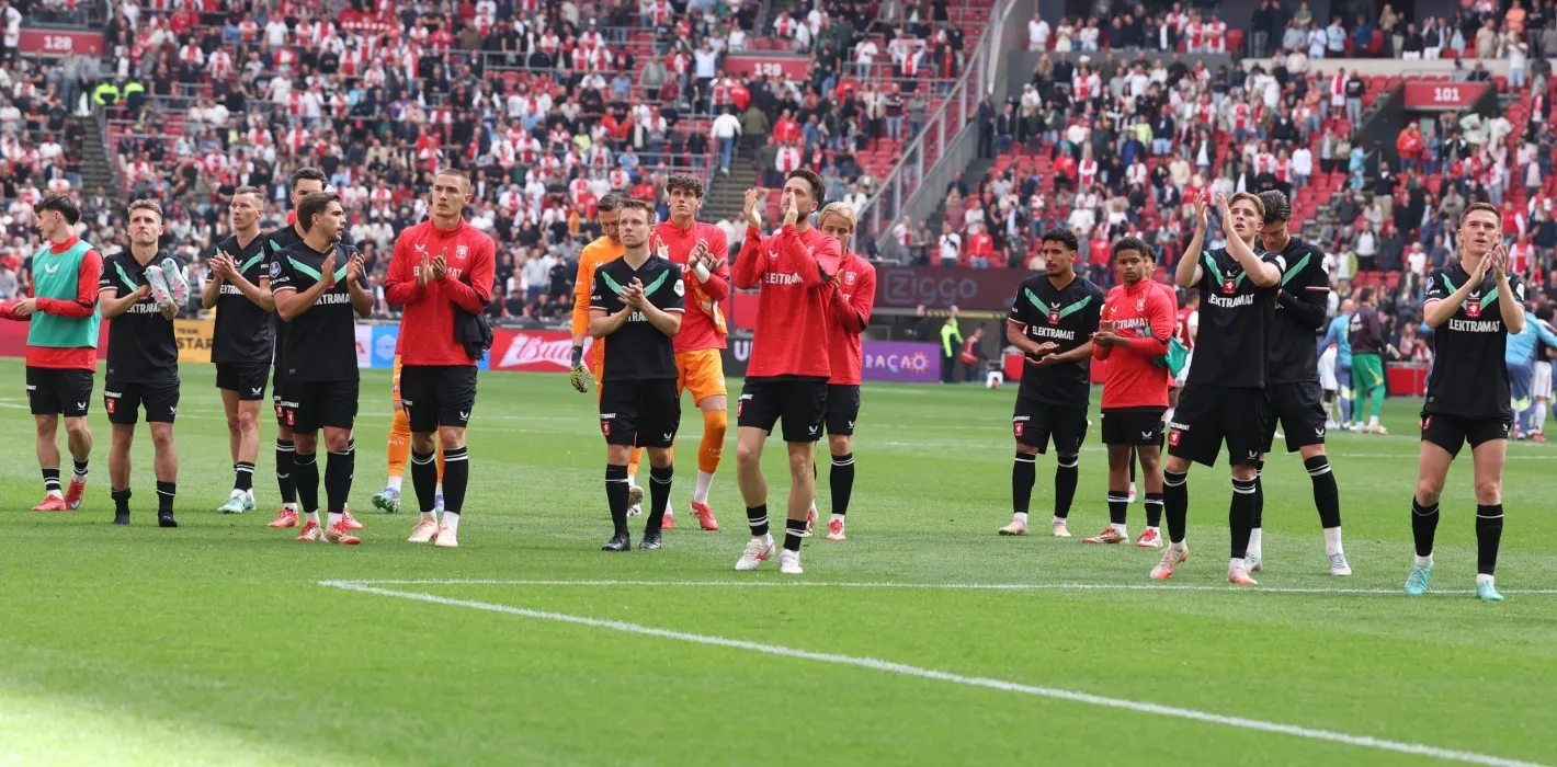 77040531 FC Twente