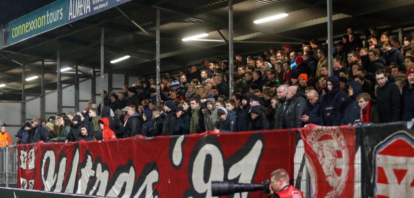 Kaartinfo: Oefenduel Almere City FC - FC Twente