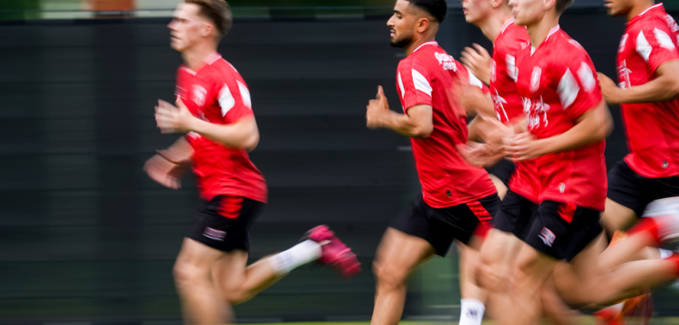 Kaartinfo - FC Twente speelt zaterdag in Delden tegen Rood Zwart