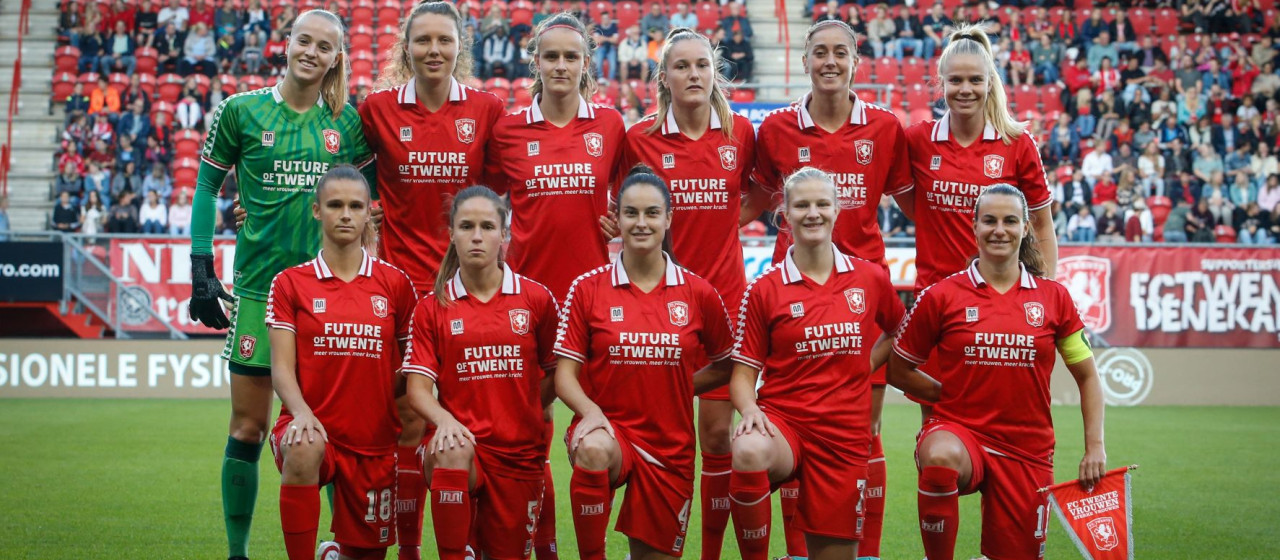 Kom naar FC Twente Vrouwen - Ajax in De Grolsch Veste