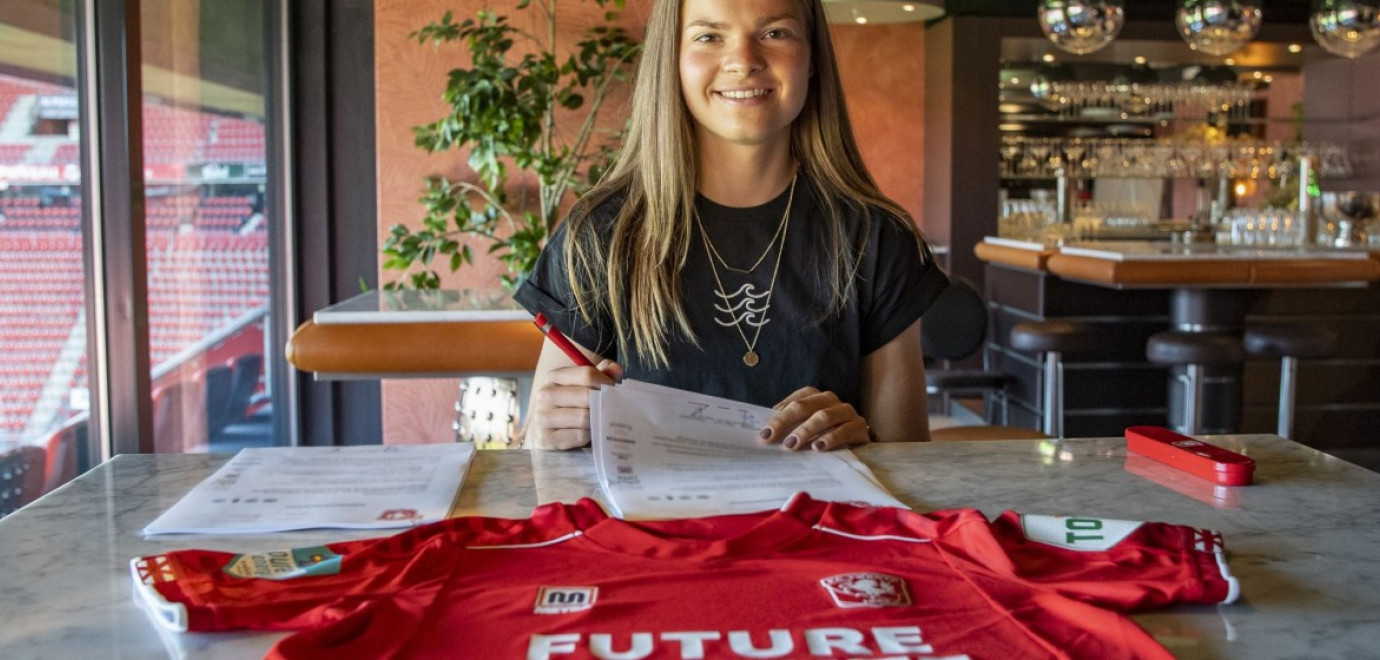 Kayleigh van Dooren naar FC Twente Vrouwen