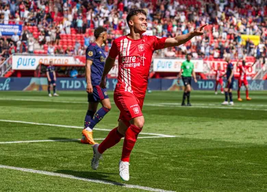 59582996 FC Twente min