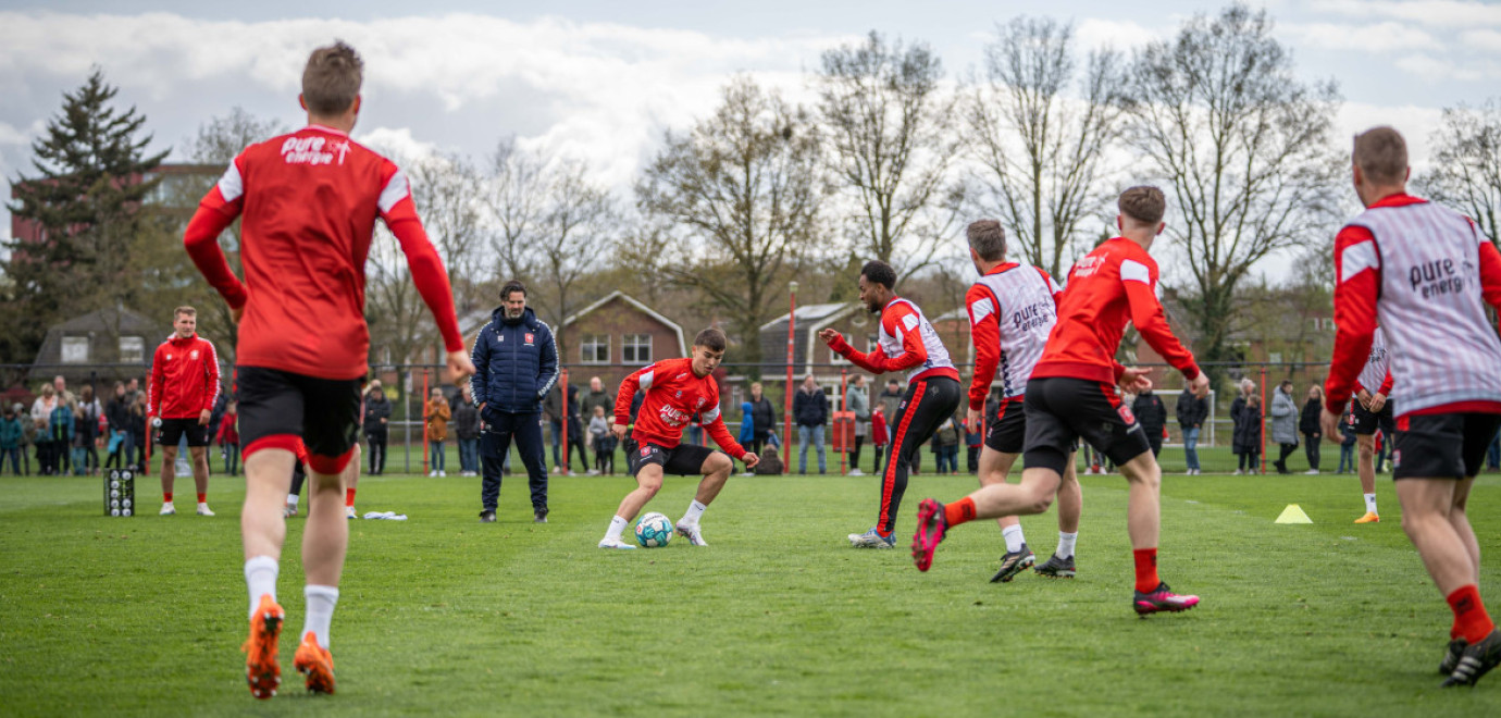 Maandag en dinsdag trainingen openbaar 