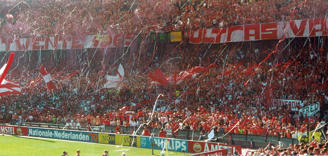 Magazine bekerfinale 2001: 35.000 Tukkers naar De Kuip