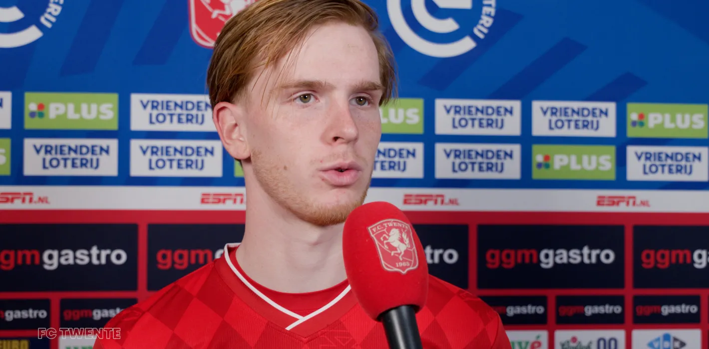 Interview M. Rots.00 02 38 05.Still003