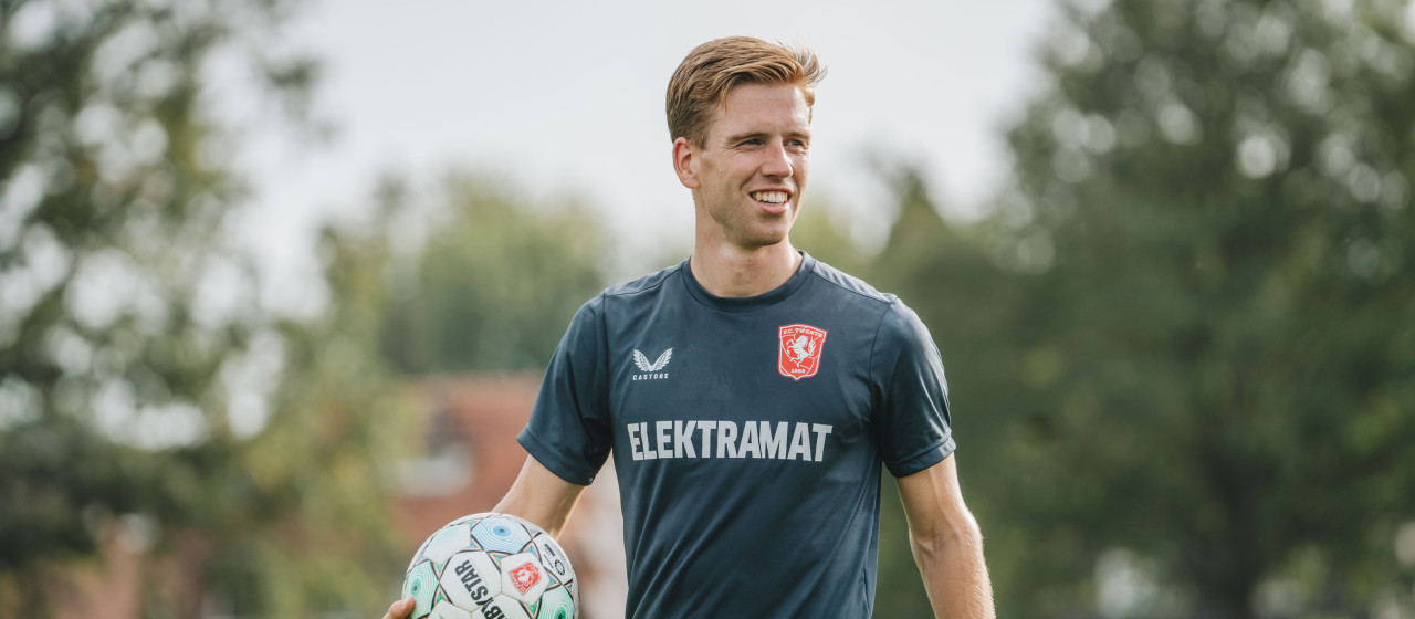 Middagtraining: Gijs Smal terug op het veld 