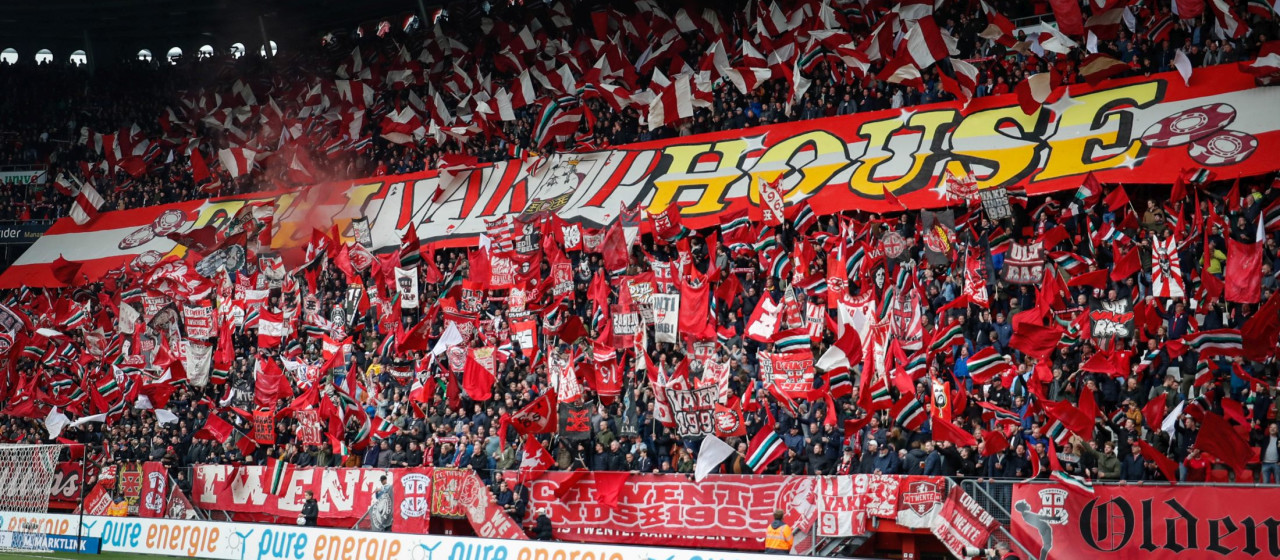 Minder-zicht-plekken FC Twente - FC Groningen in verkoop