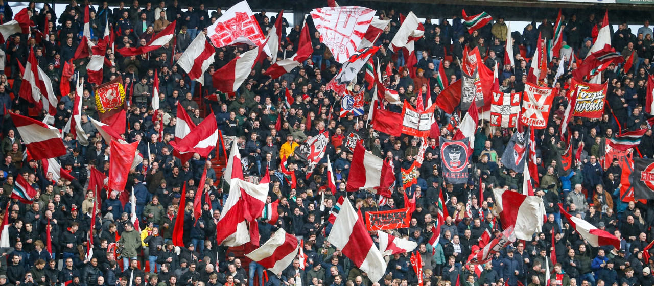 Minder-zicht-plekken FC Twente - Sparta in verkoop