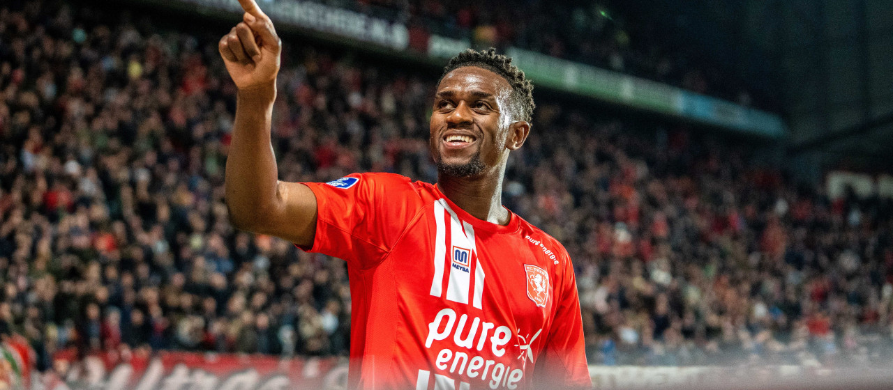 ESPN Special - Virgil Misidjan, vrolijkheid op de flanken