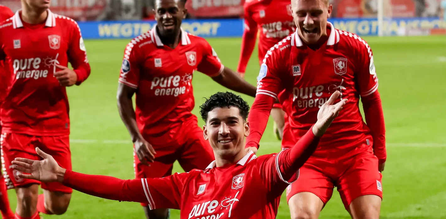 51678321 FC Twente