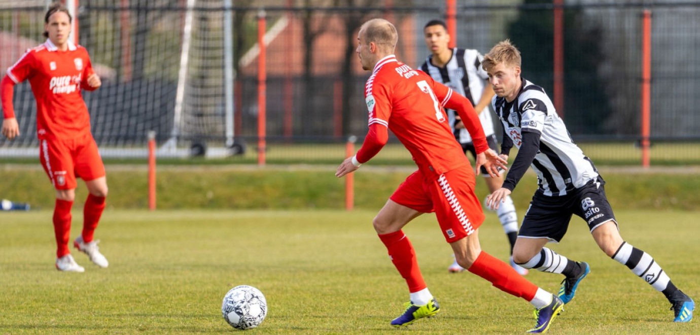 Reservecompetitie: Zege op Heracles 