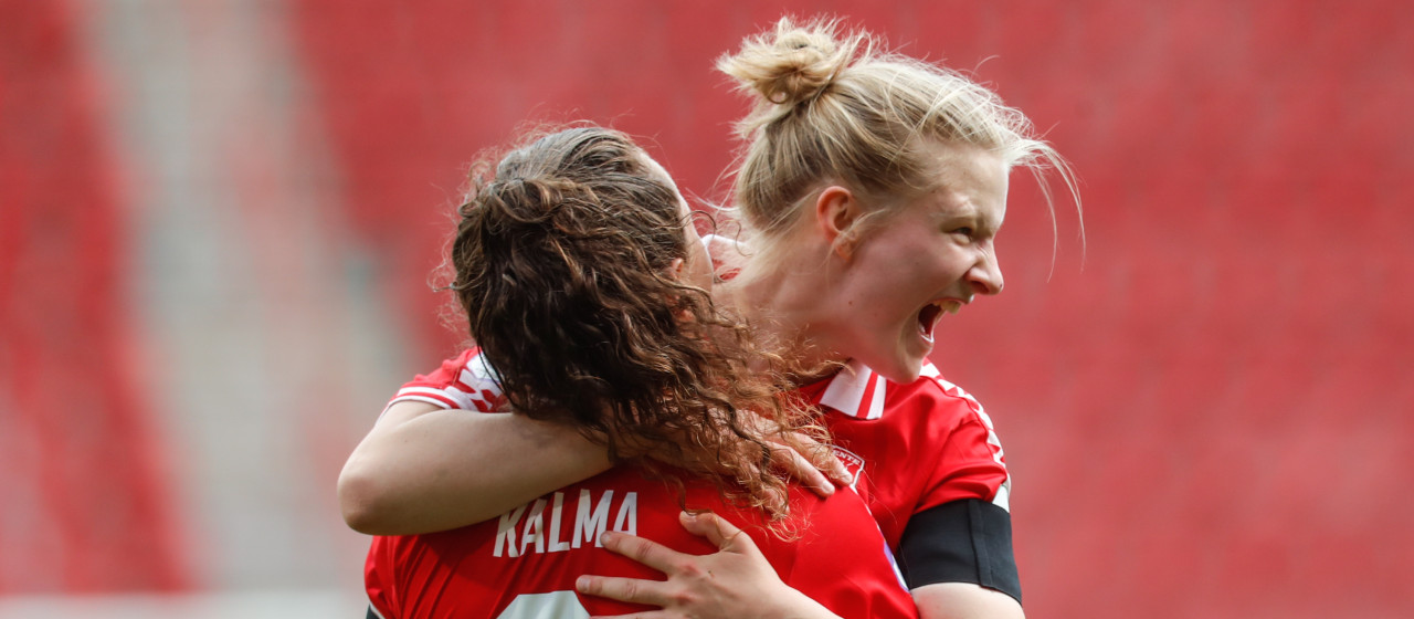 Samenvatting: FC Twente Vrouwen wint van PSV