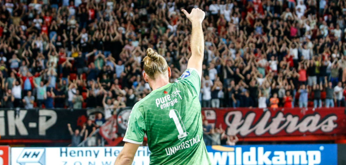 Van Binnenuit | Unnerstall, Superstar ... 