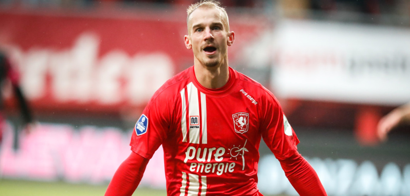 FC Twente verslaat FC Utrecht (2-0)